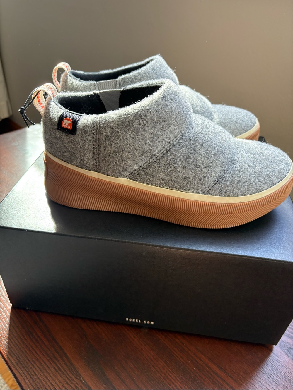 Sorel Grey Wool Slip-On Slipper/Sneakers with Gum Sole